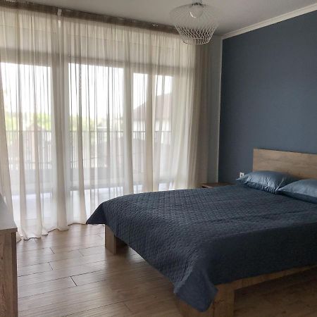 Sezon Hotel Svitiaz Eksteriør billede
